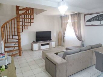 Real estate image 1