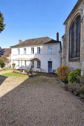 Real estate image 1